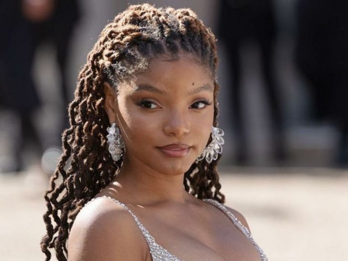 Холли Бейли