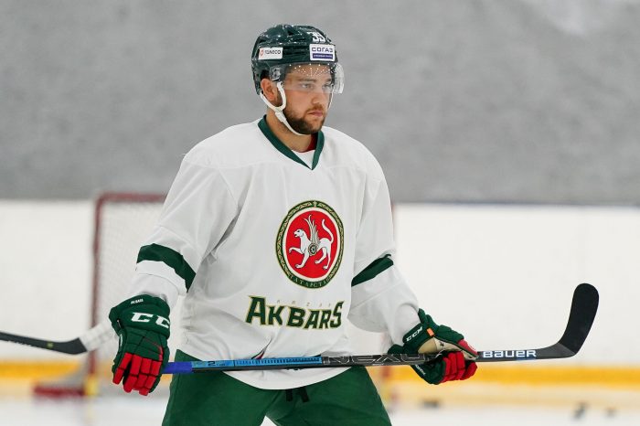 Александр Хованов