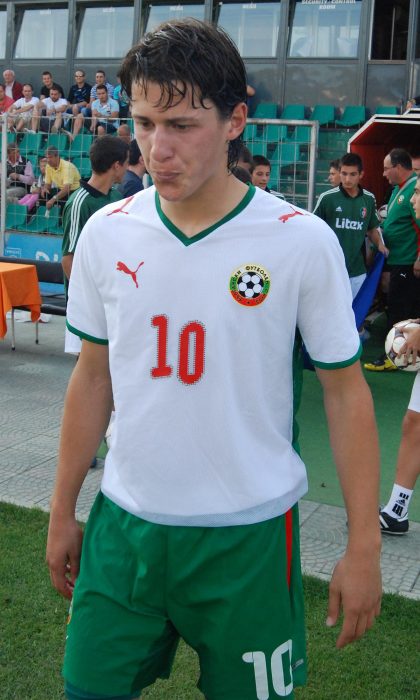 Александр Тонев